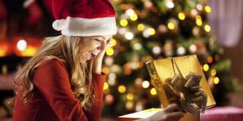 Cool Christmas Gifts For Her 2018 – From Expensive Ones to Stocking Stuffers Cool Christmas Gifts For Her 2018 – From Expensive Ones to Stocking Stuffers