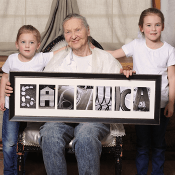 Слово «Бабушка» из фотографий Слово «Бабушка» из фотографий