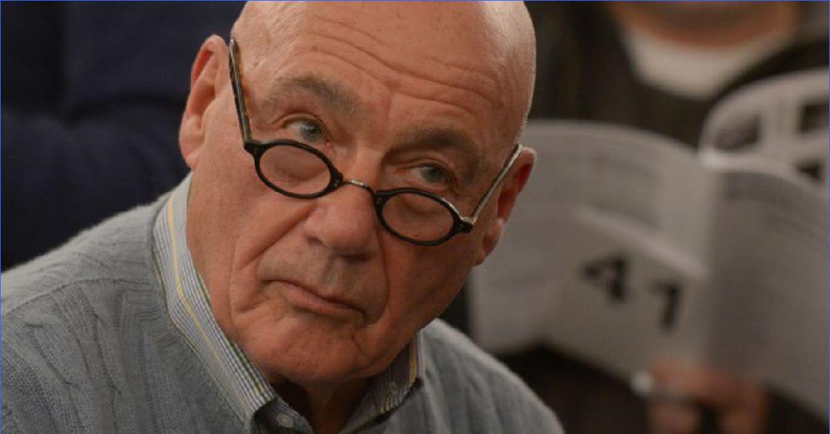 Лучшие подарки для интеллектуального деда