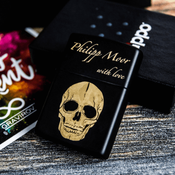 Оригинальная зажигалка Zippo с гравировкой Оригинальная зажигалка Zippo с гравировкой