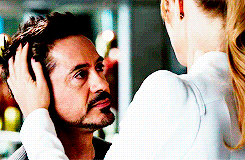 Что подарить на 23 февраля