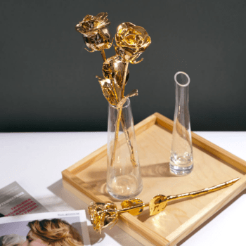 роза в золоте