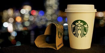 Термокружки, термосы и кружки от Starbucks
