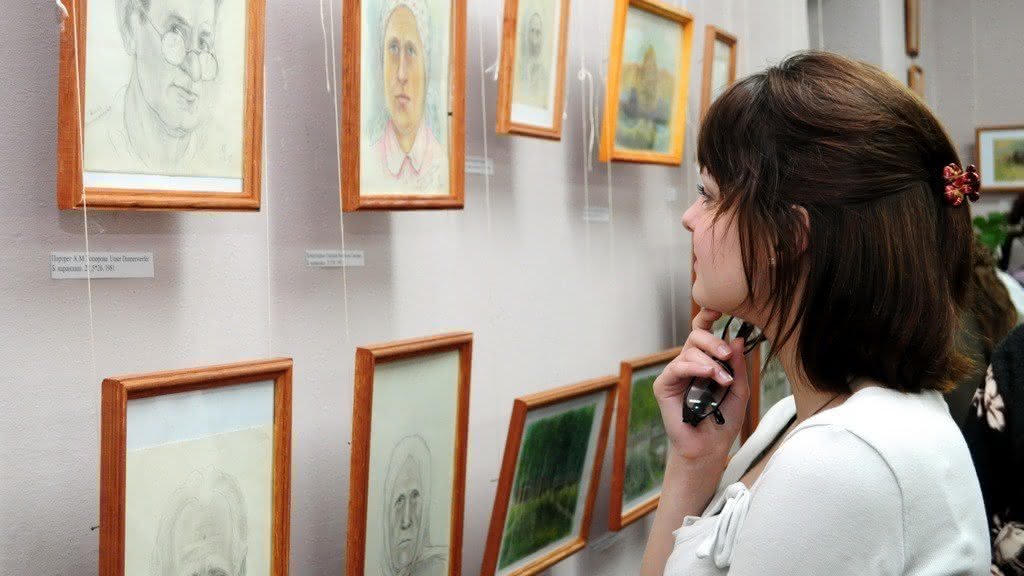 Лучшие подарки для культурой коллеги