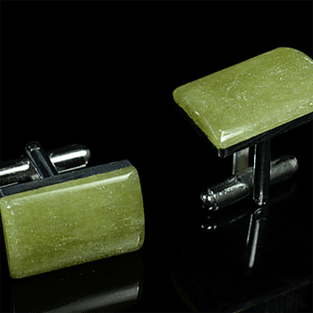 запонки с апатитами