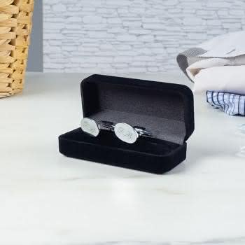 Запонки с гравировкой